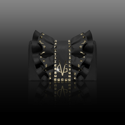 Wonderful Christmas -  Borsa a tracolla nera  saffiano  con rouches & borchie